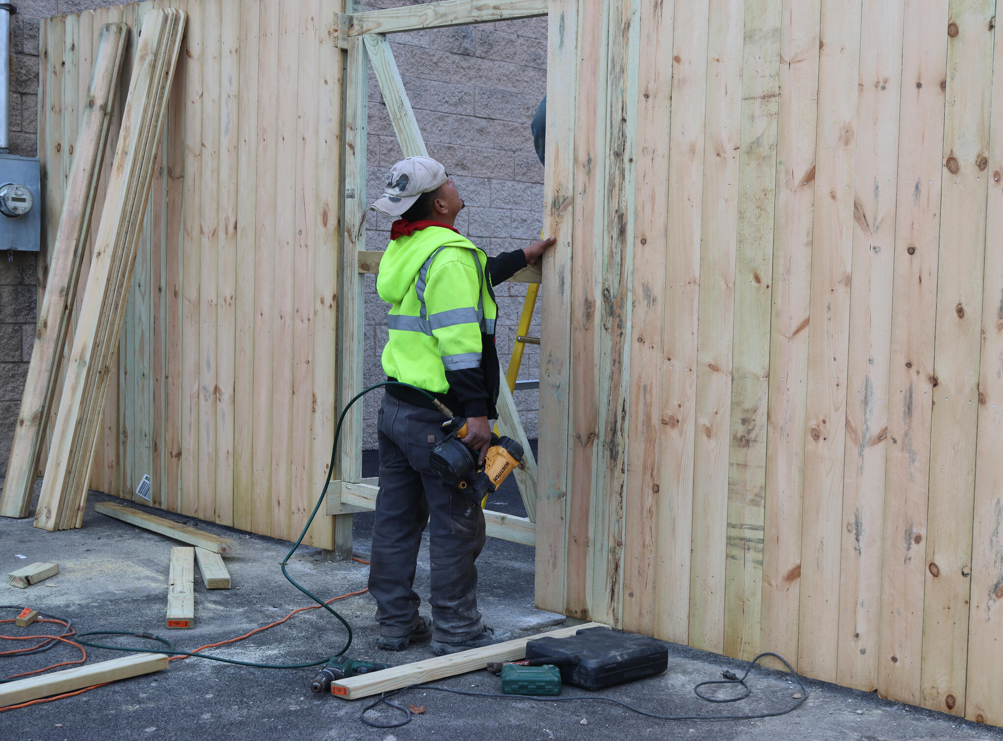 Commercial Fence Company Illinois