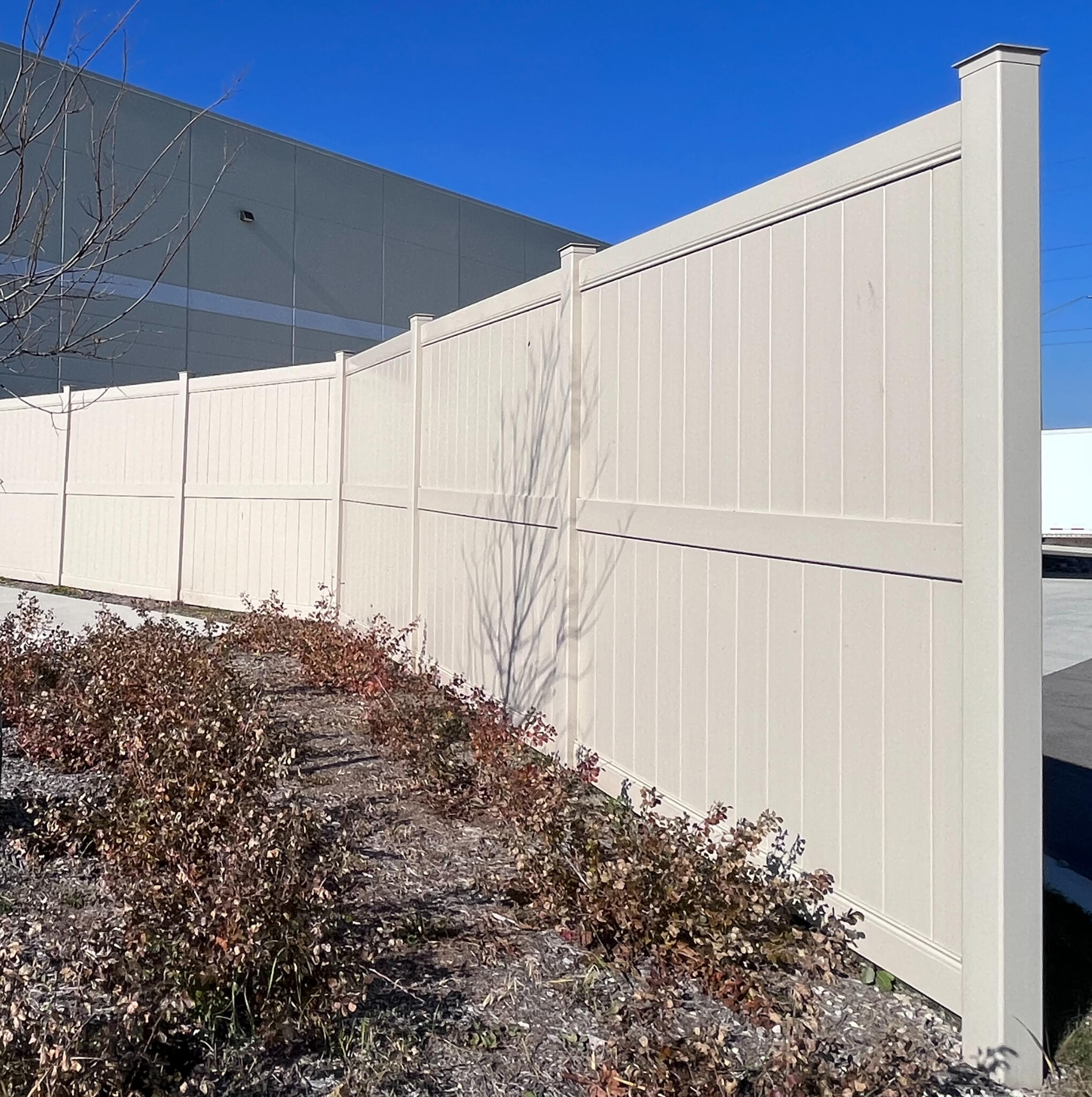 Vinyl Commercial Fence Company Illinois